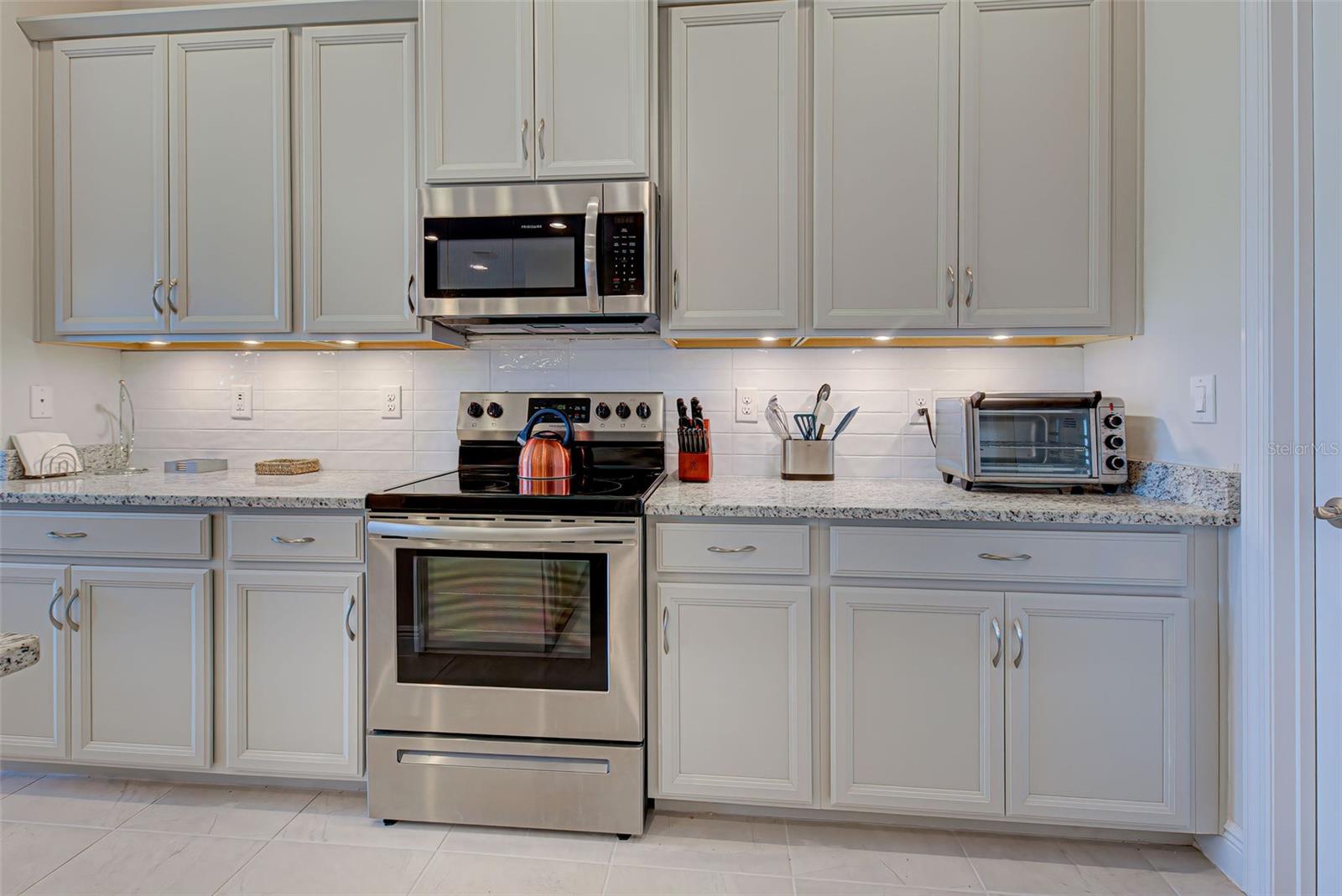 LANDINGS CORAL CRK - Residential Lease