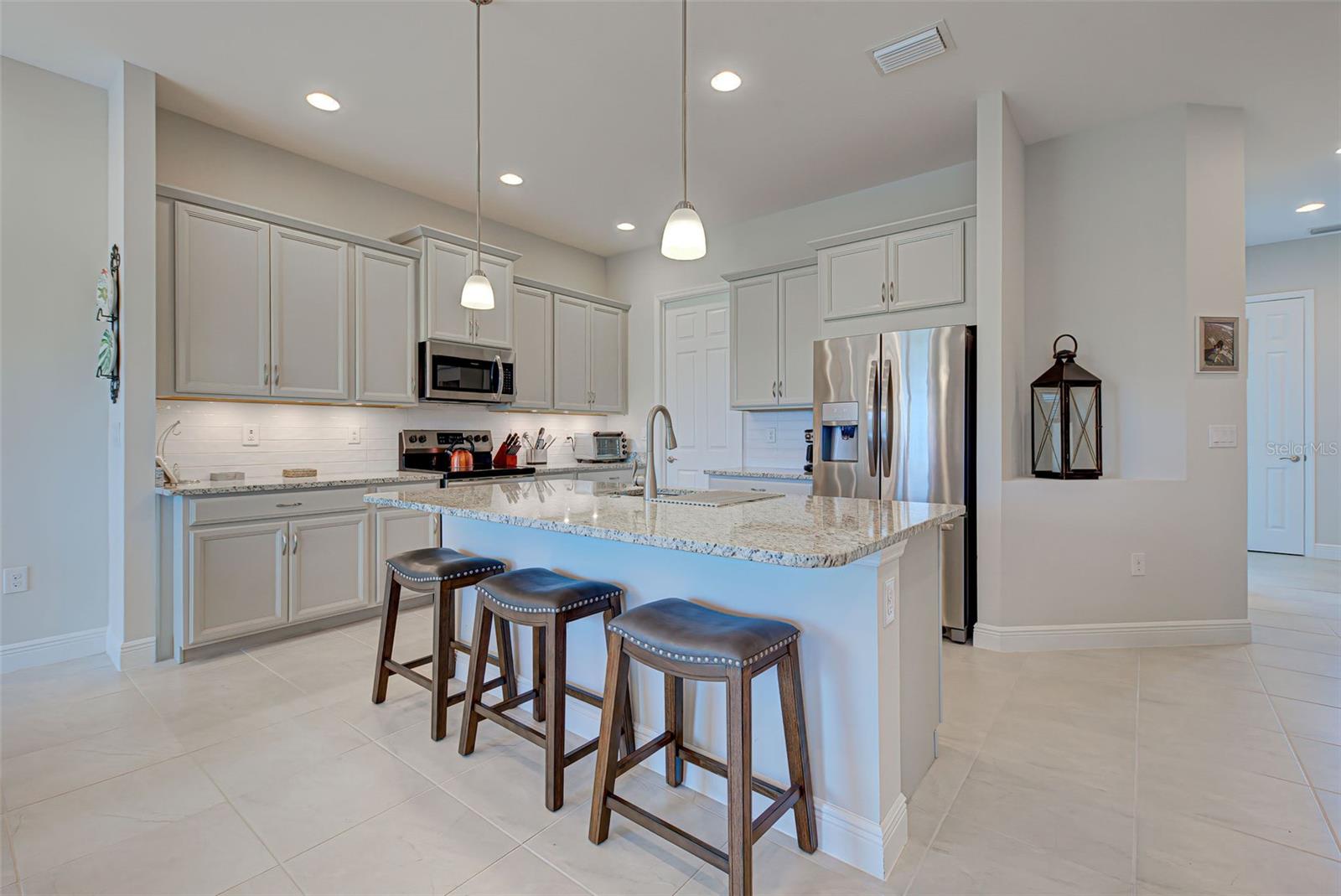 LANDINGS CORAL CRK - Residential Lease