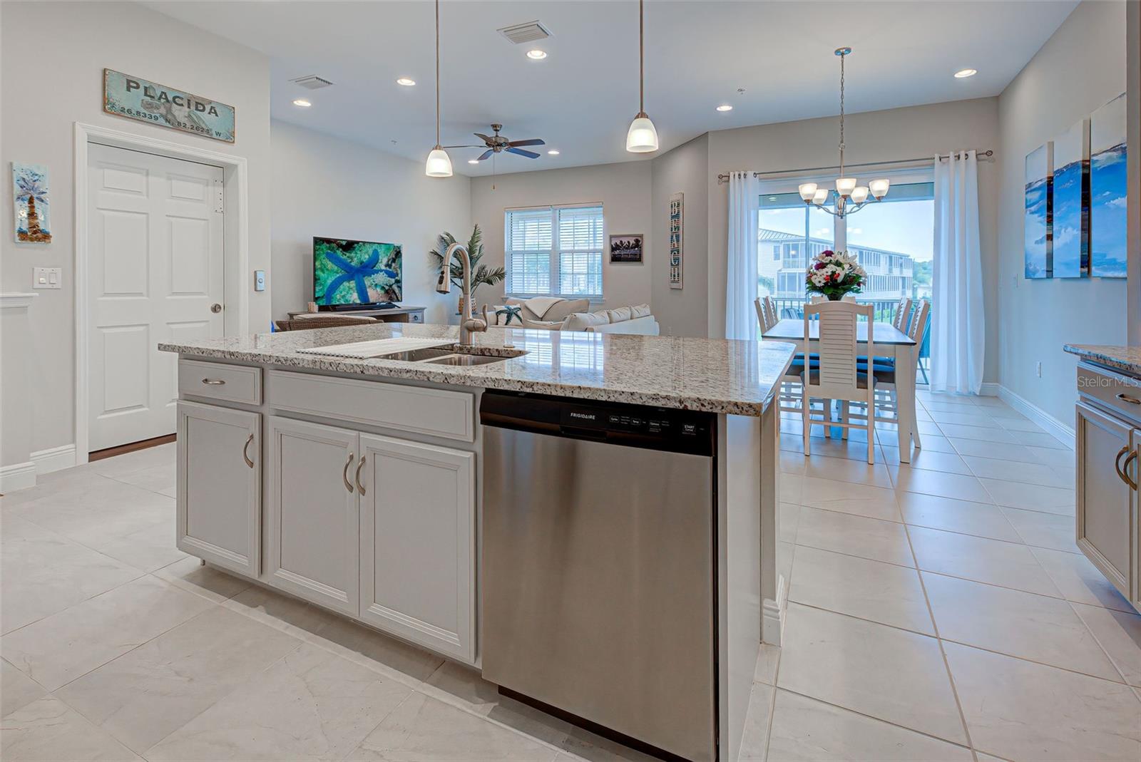 LANDINGS CORAL CRK - Residential Lease