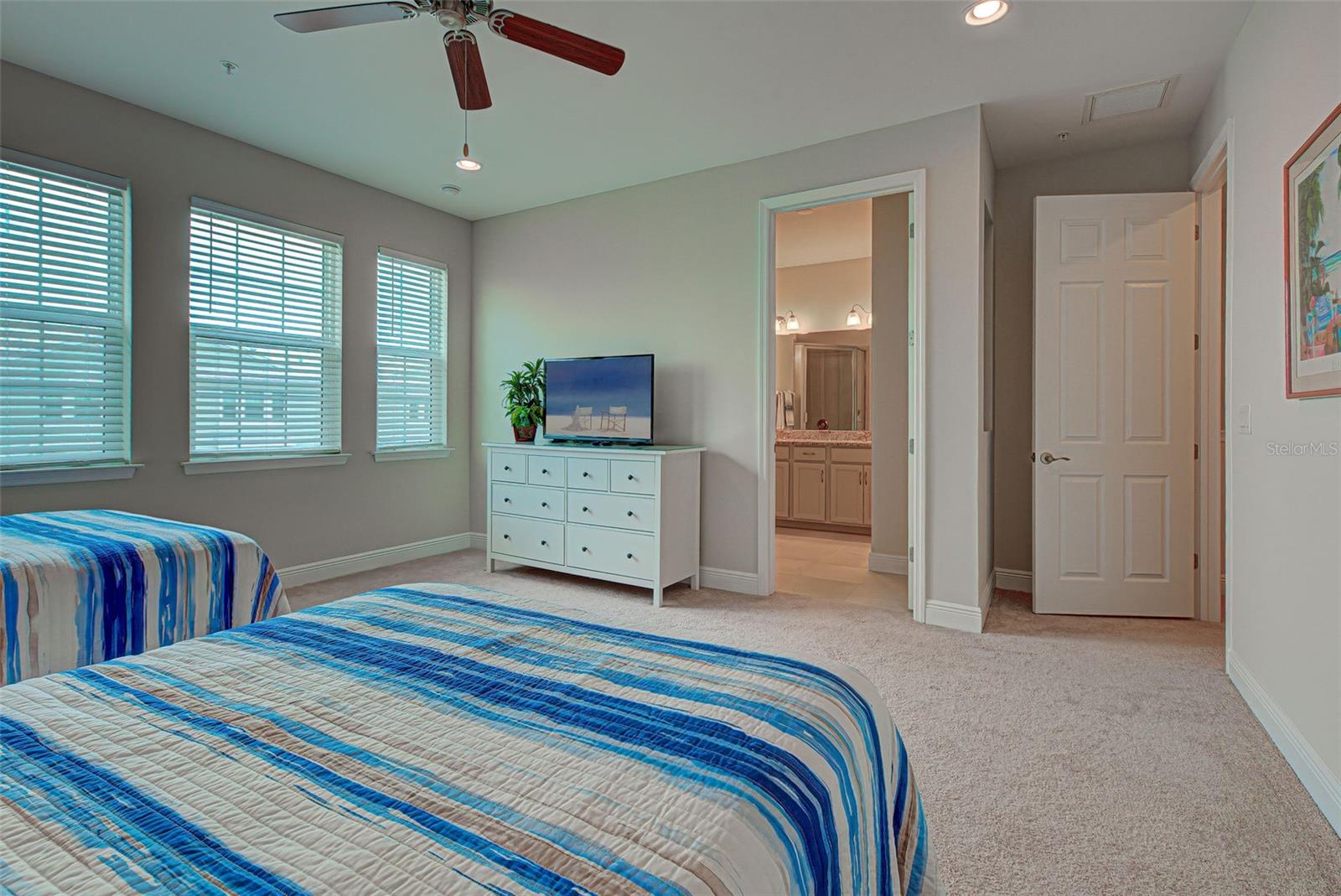 LANDINGS CORAL CRK - Residential Lease