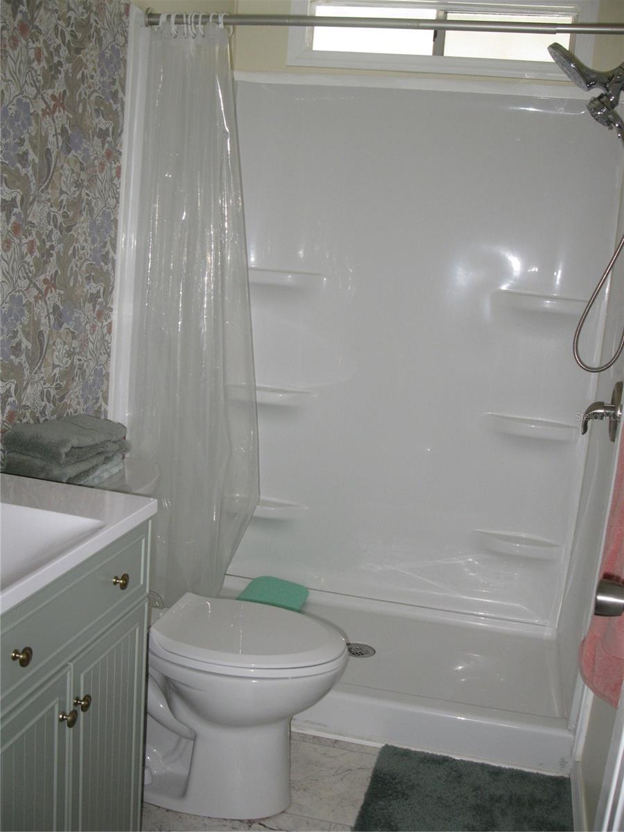 SWEETWATER GOLF & TENNIS CLUB - Residential