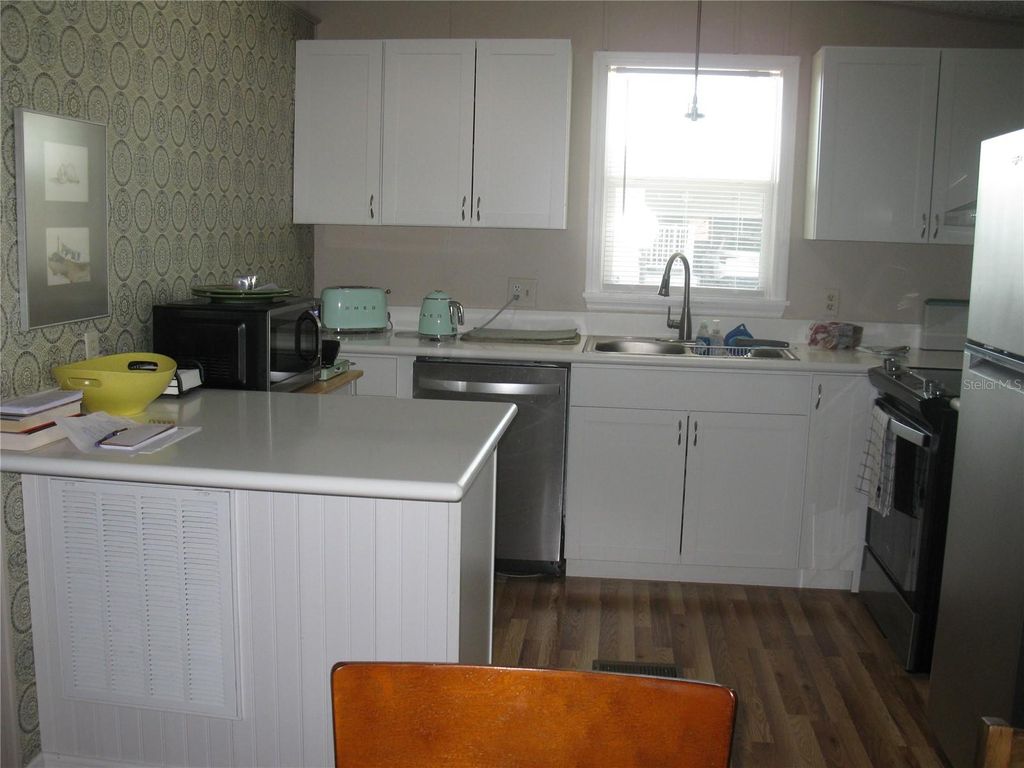 Photo of 206 York Cottage Drive, Haines City, FL 33844 (MLS # L4960142)