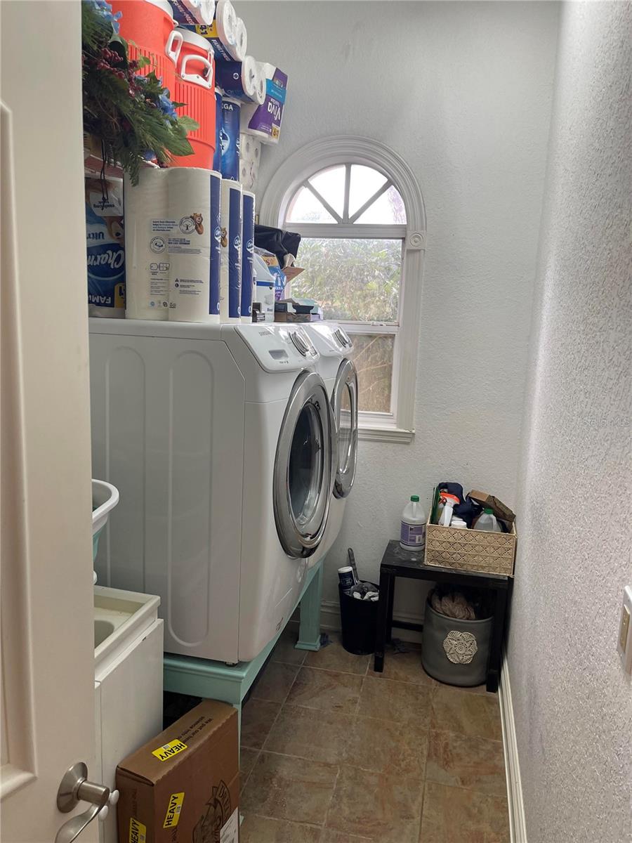 WATERFORD CROSSING PH I - Residential Lease