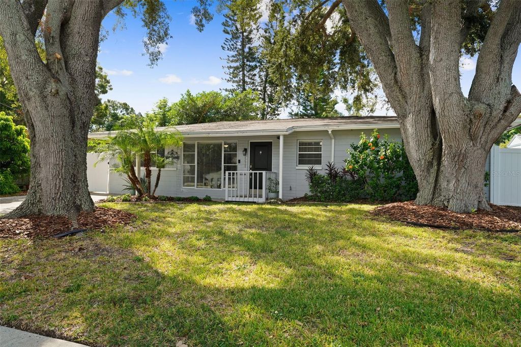 Photo of 4420 W Wyoming Avenue, Tampa, FL 33616 (MLS # TB8431144)
