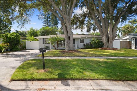 Photo of 4420 W Wyoming Avenue, Tampa, FL 33616 (MLS # TB8431144)