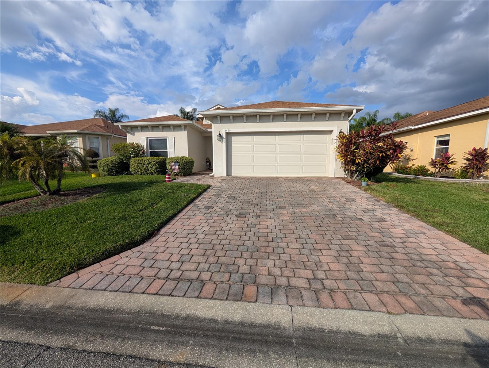 LAKE ASHTON GOLF CLUB PH III-A - Residential