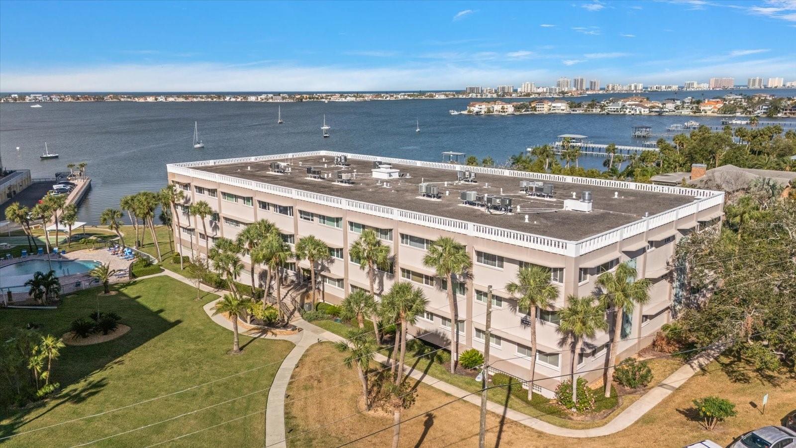 100 BLUFF VIEW DRIVE 209B