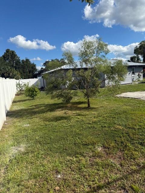 DELTONA LAKES UNIT 11 - Residential Lease