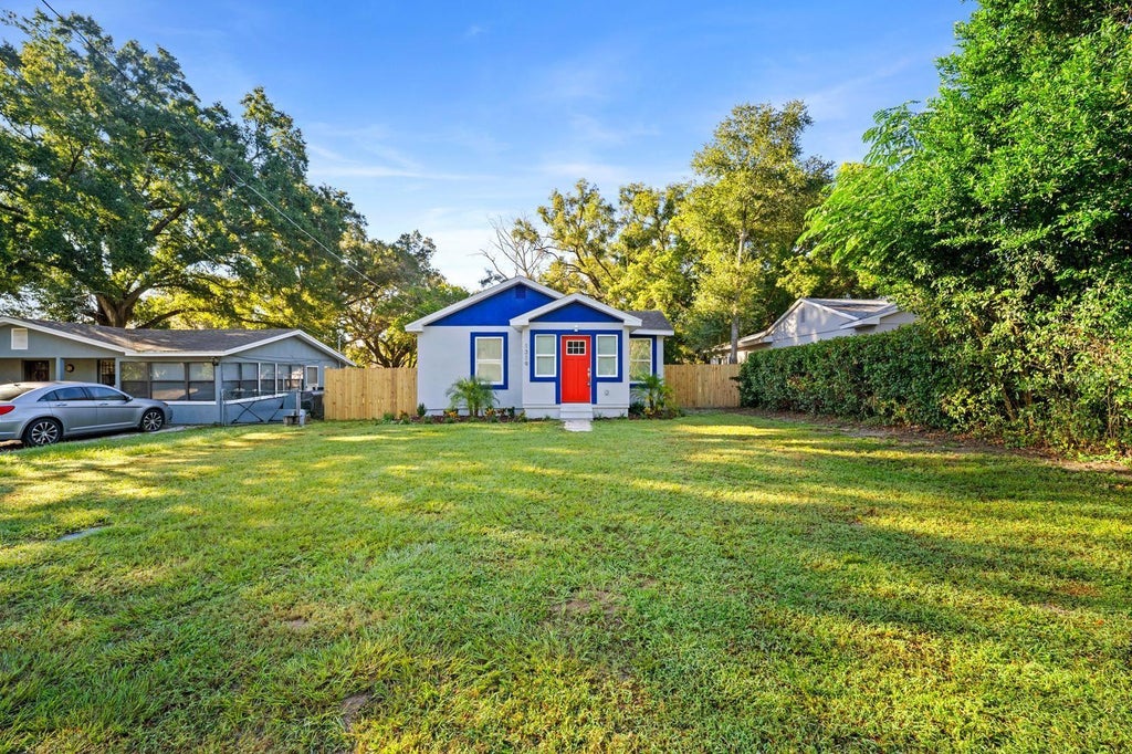 Photo of 1319 E Norfolk Street, Tampa, FL 33604 (MLS # TB8558670)