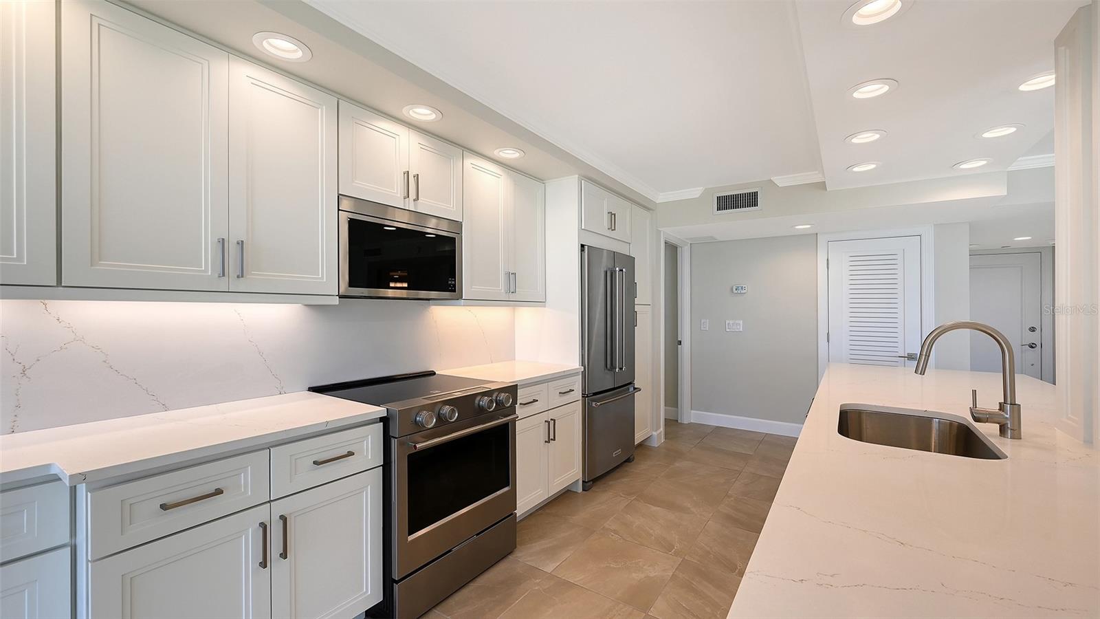 SEA GATE CLUB - Residential