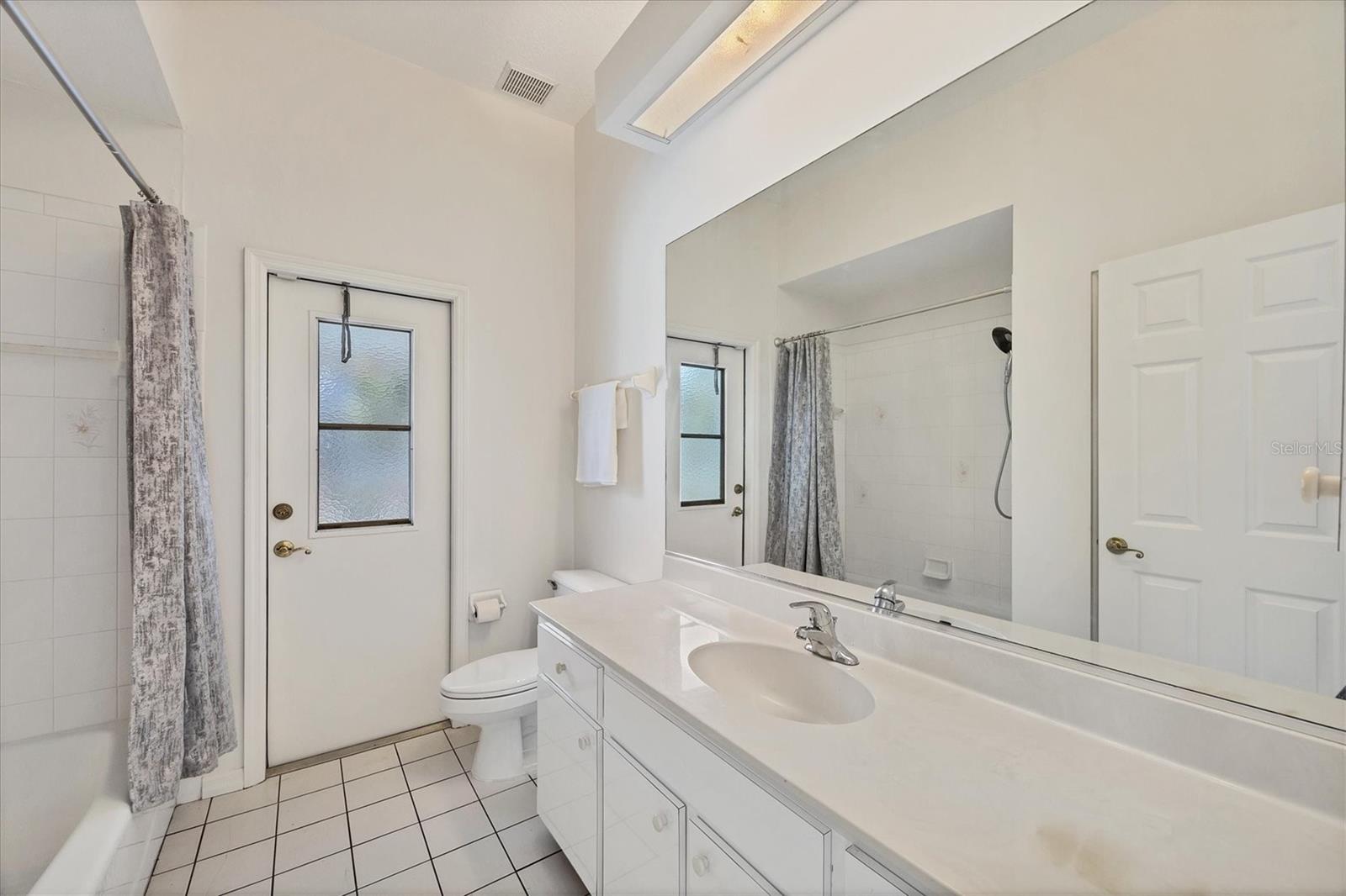 SORRENTO BAYSIDE - Residential