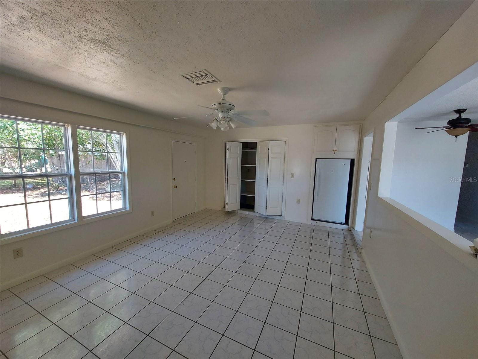 SILVER SPGS SHORES UN 65 - Residential