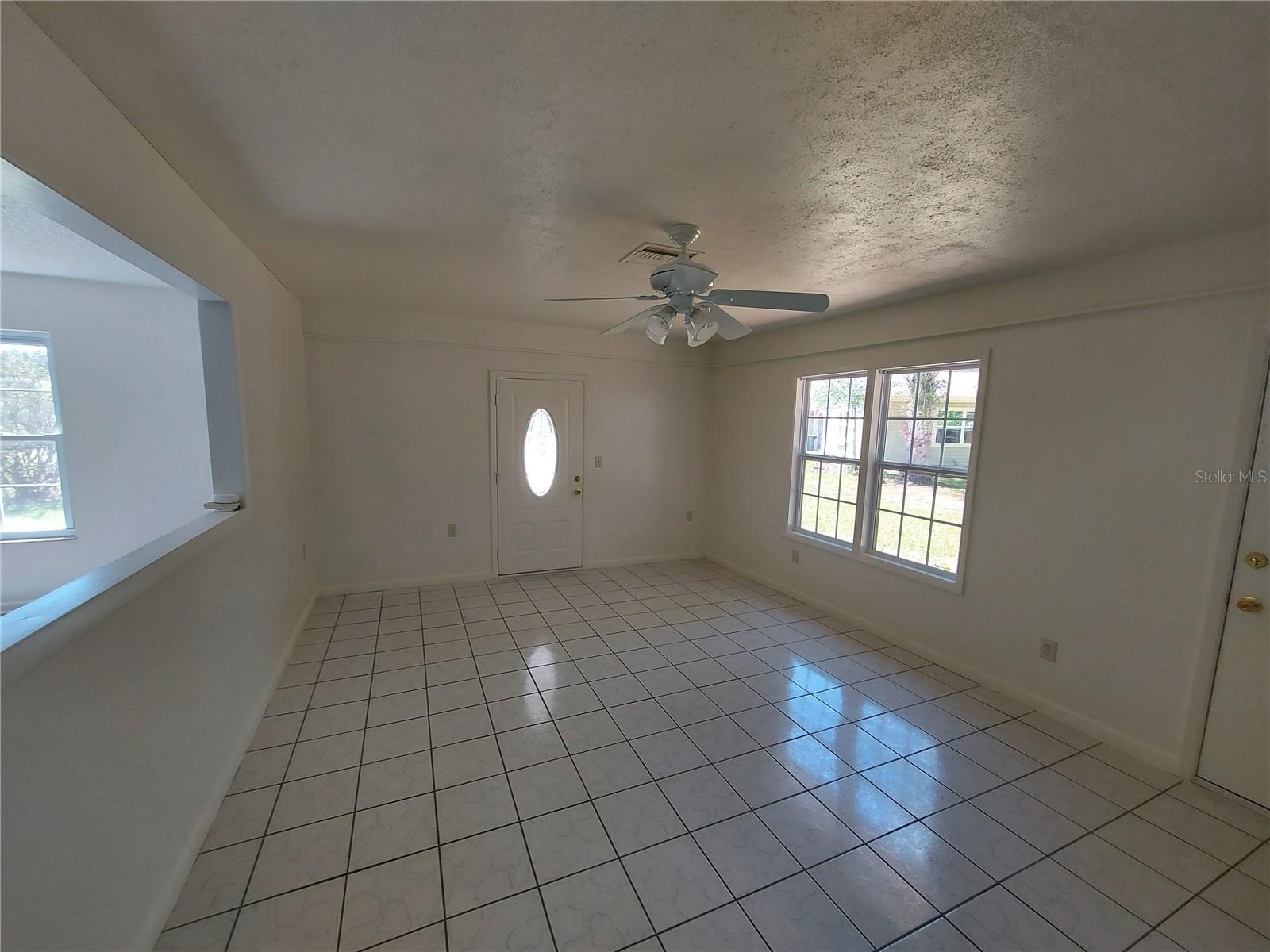 SILVER SPGS SHORES UN 65 - Residential