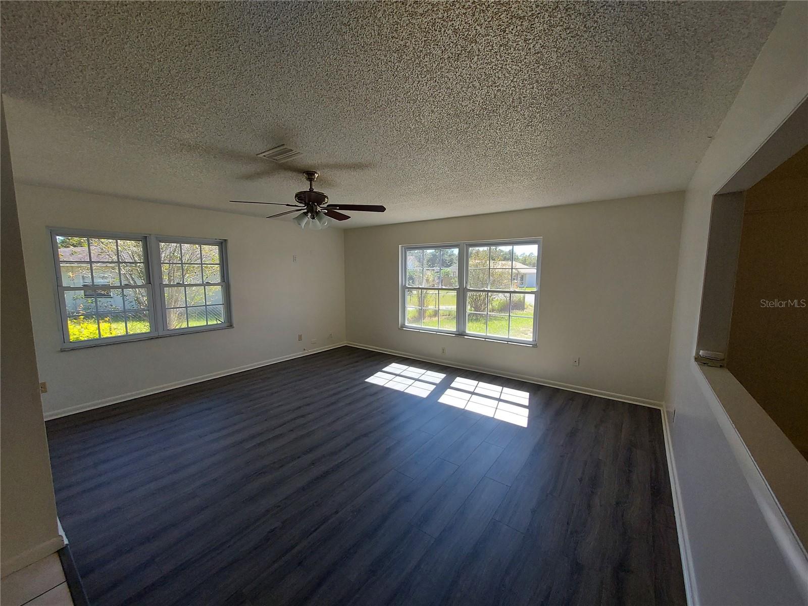 SILVER SPGS SHORES UN 65 - Residential