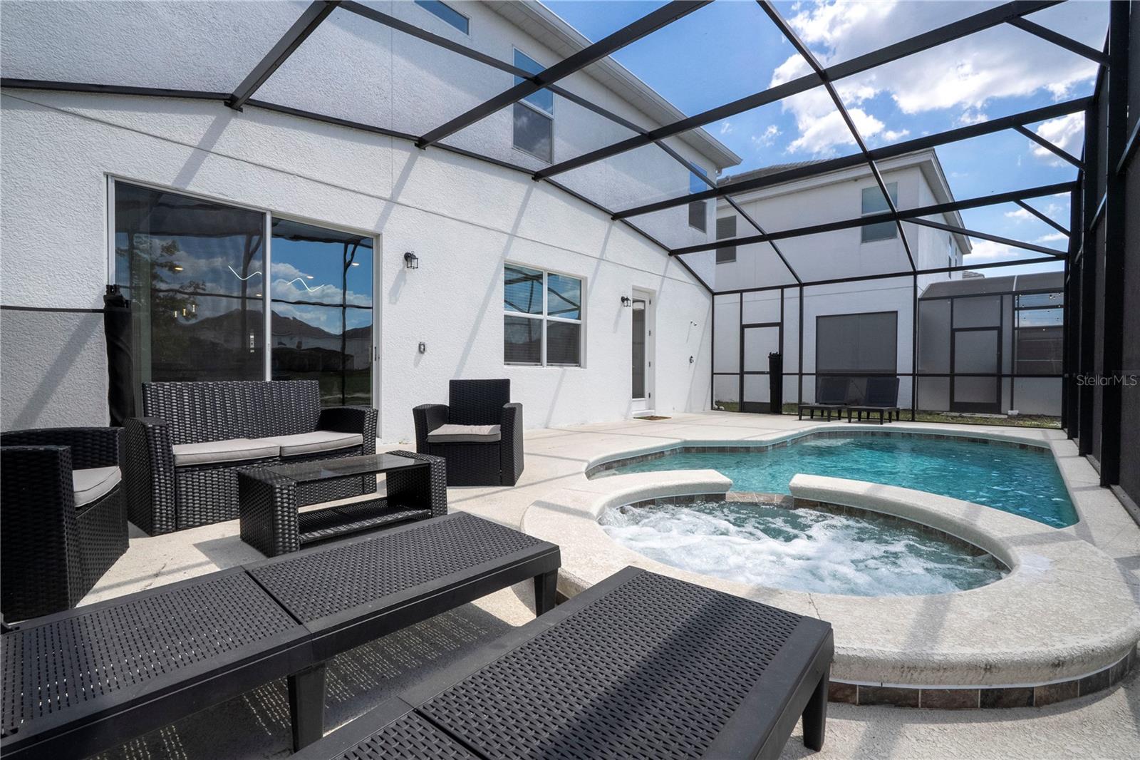VERANDA PALMS PH 2B2-2C - Residential