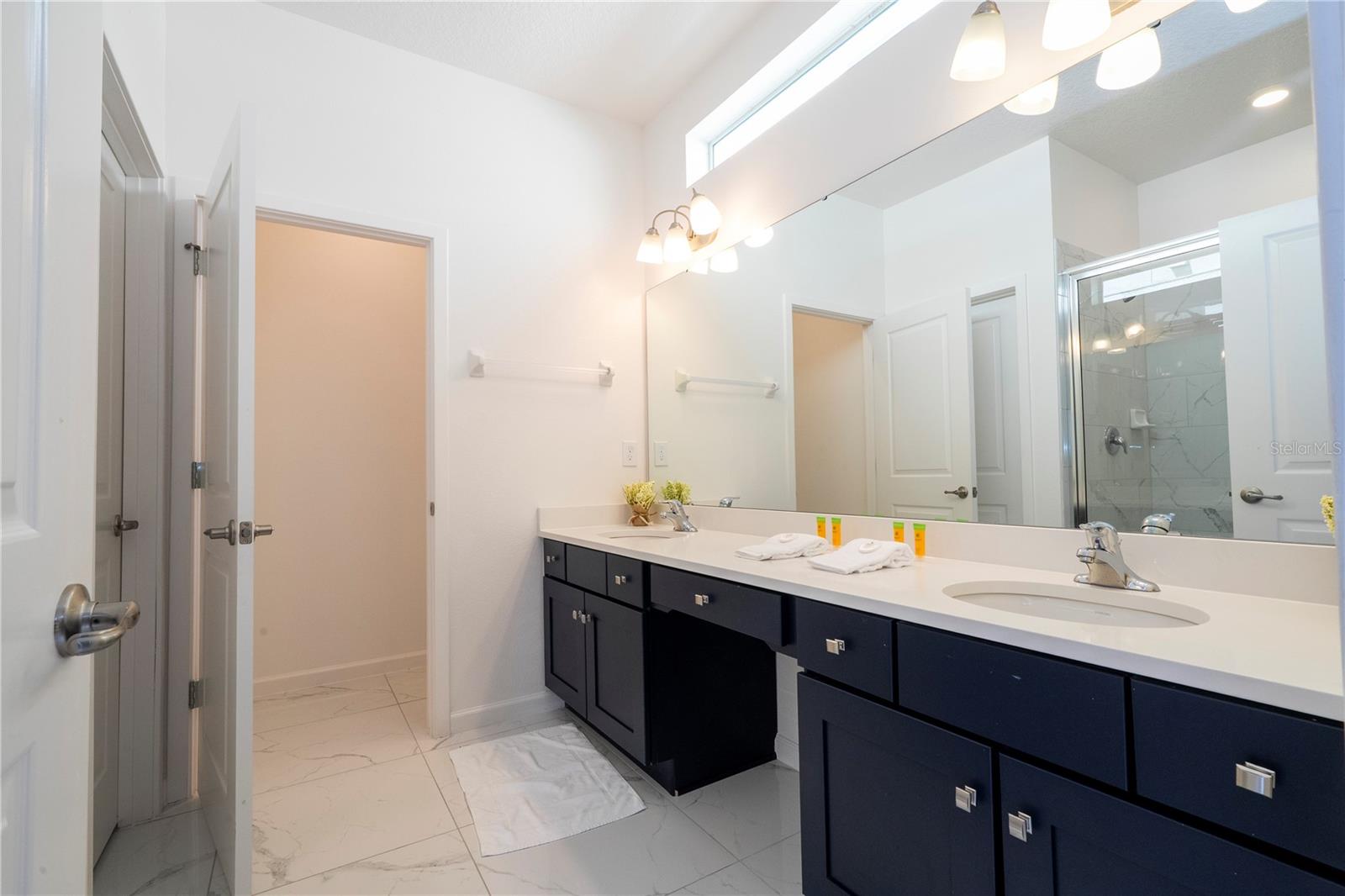 VERANDA PALMS PH 2B2-2C - Residential
