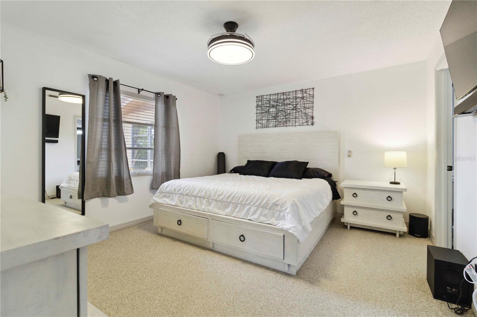 LAKE TIPPECANOE - Residential