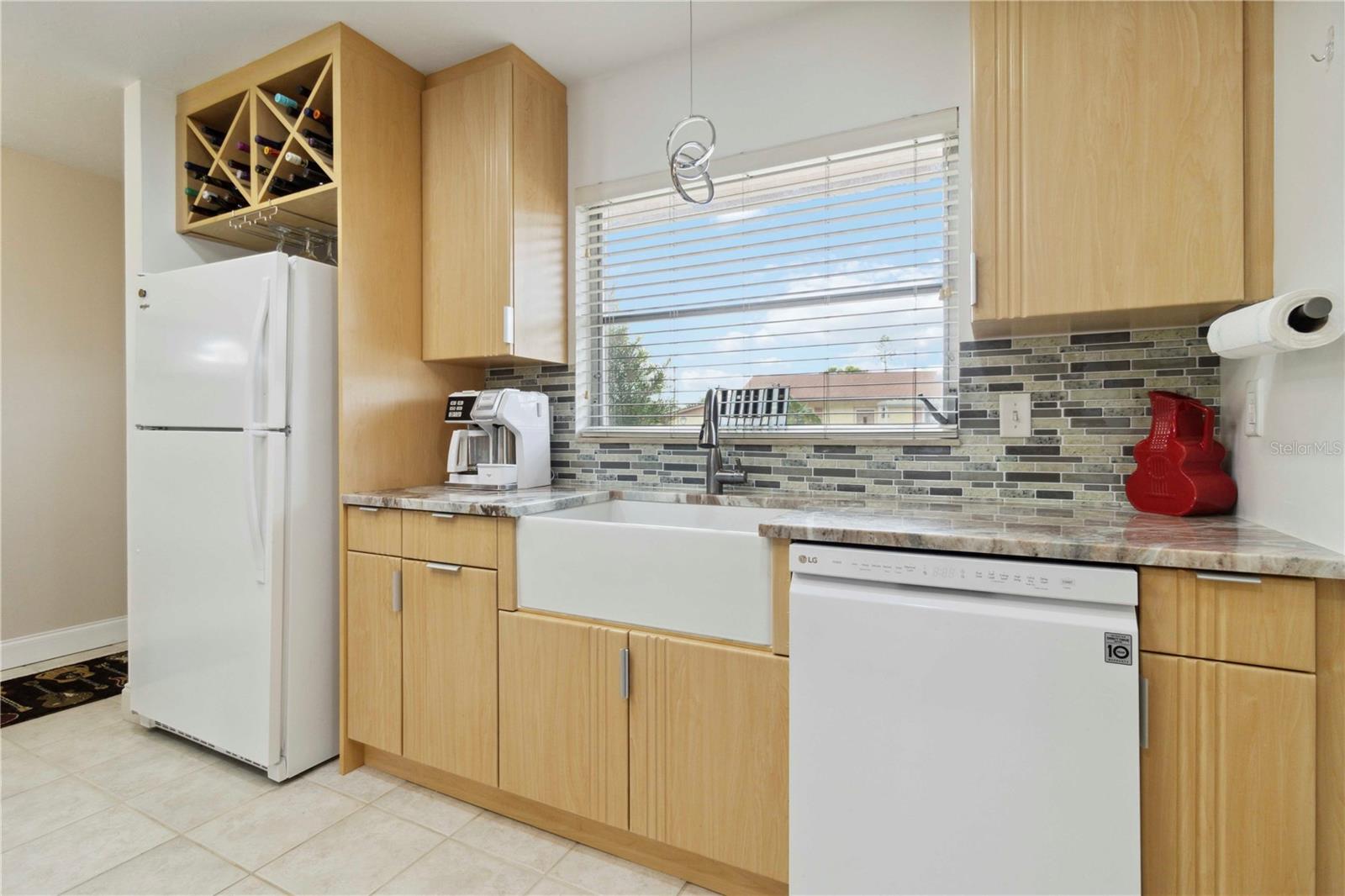 LAKE TIPPECANOE - Residential