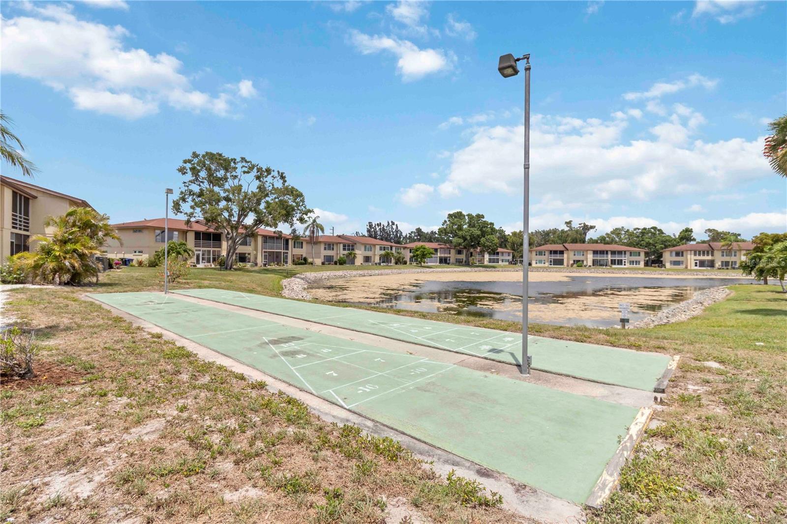 LAKE TIPPECANOE - Residential