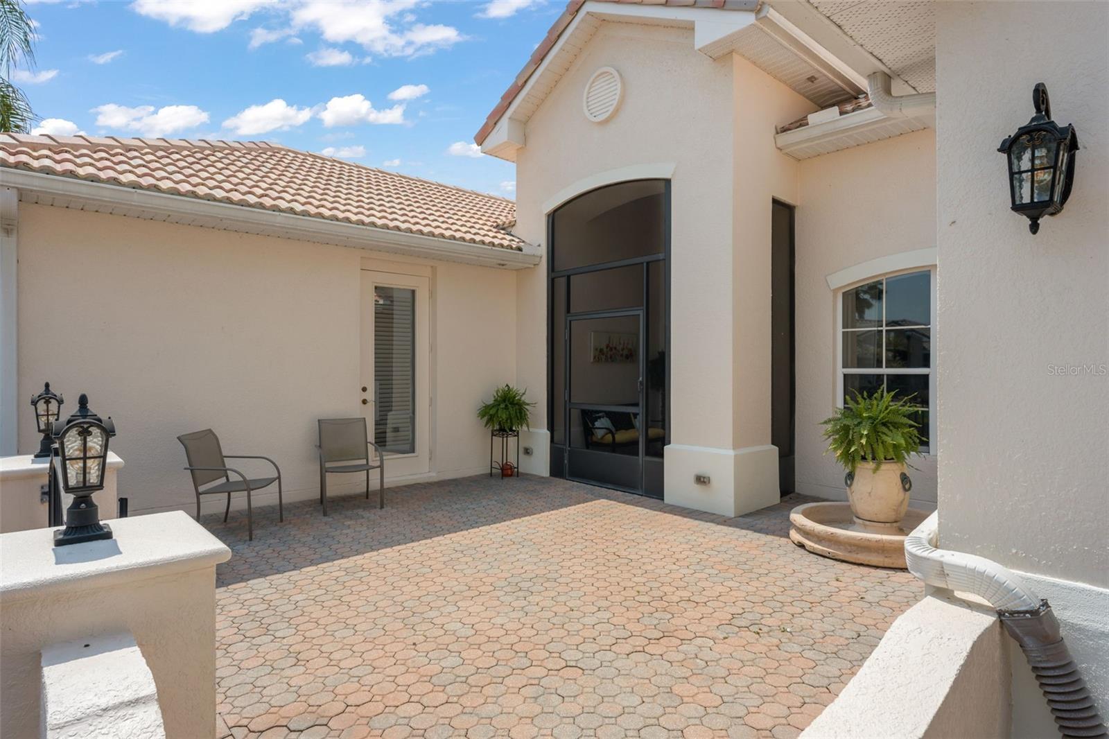 BELLALAGO - Residential