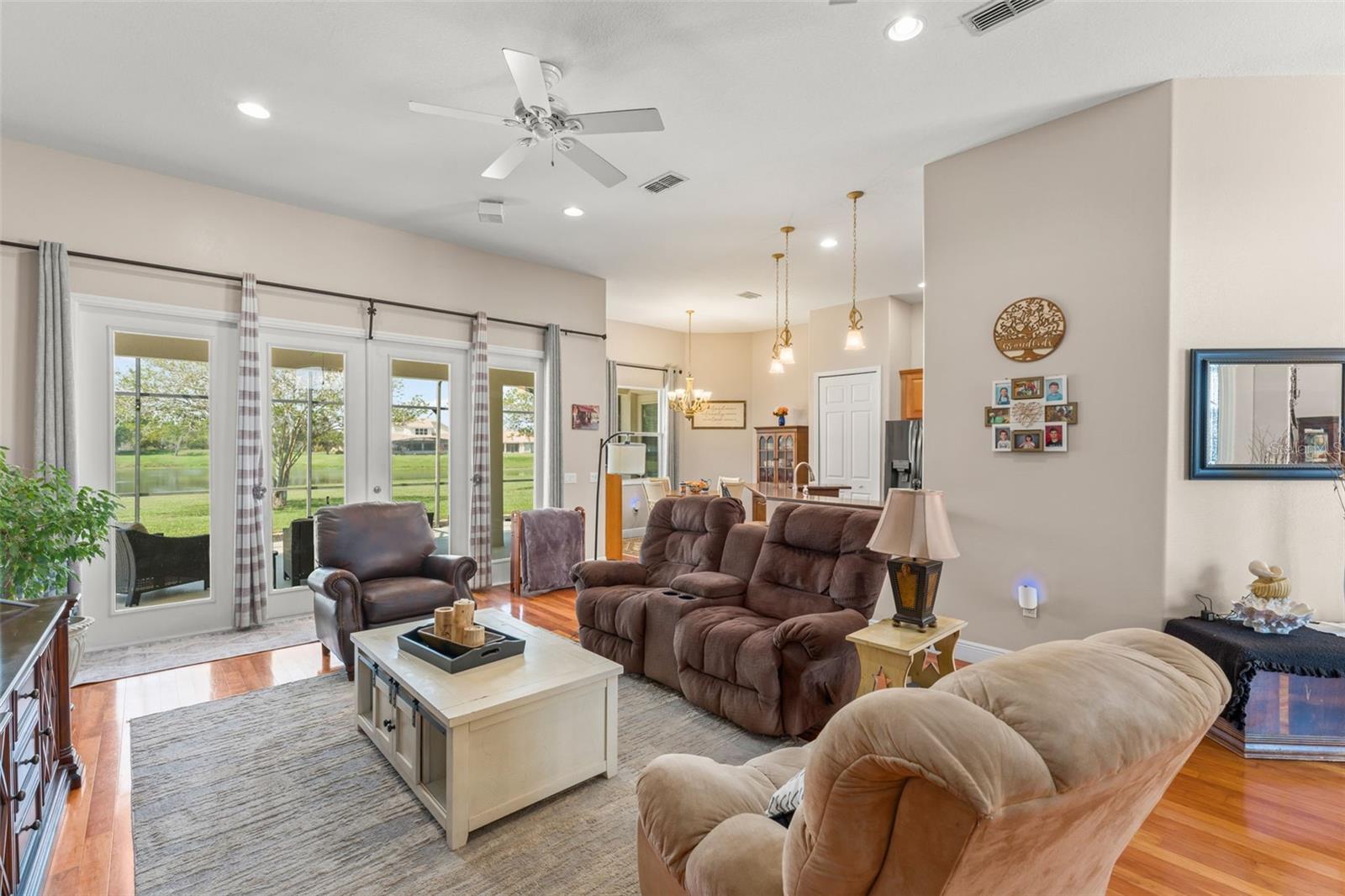 BELLALAGO - Residential