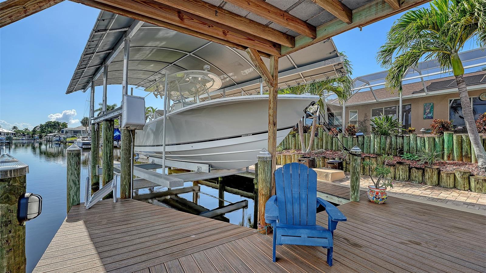 CORAL SHORES - Residential