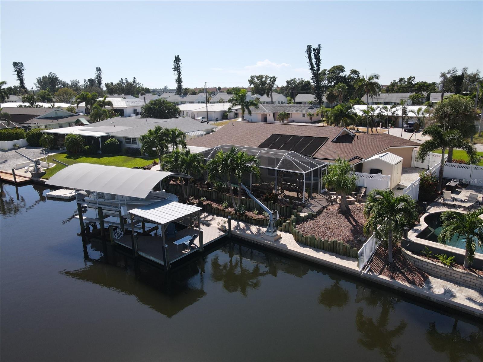 CORAL SHORES - Residential