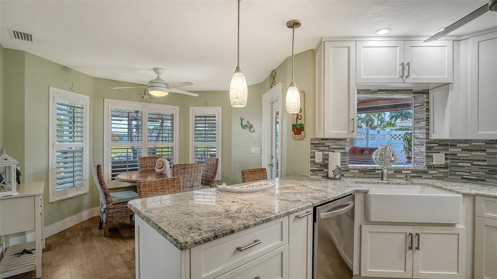 CORAL SHORES - Residential