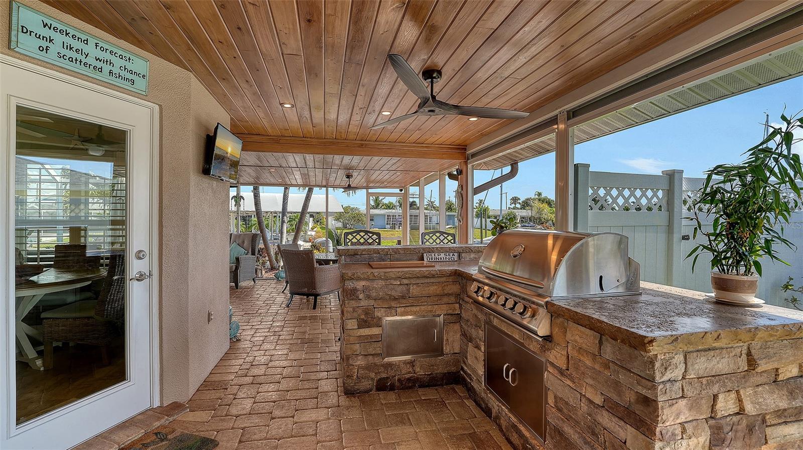 CORAL SHORES - Residential