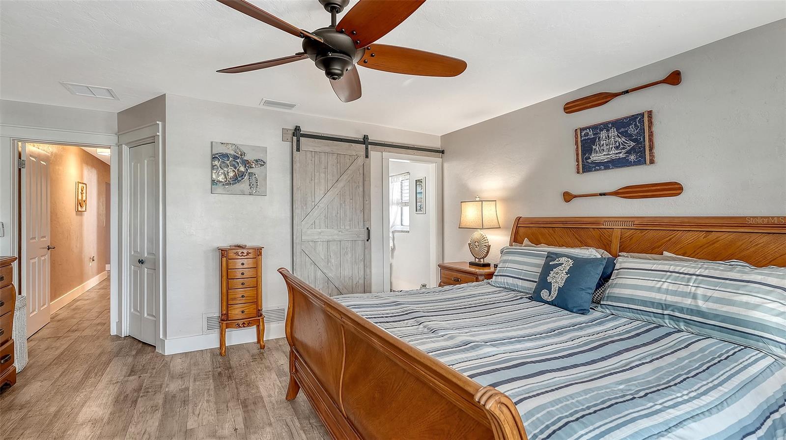 CORAL SHORES - Residential