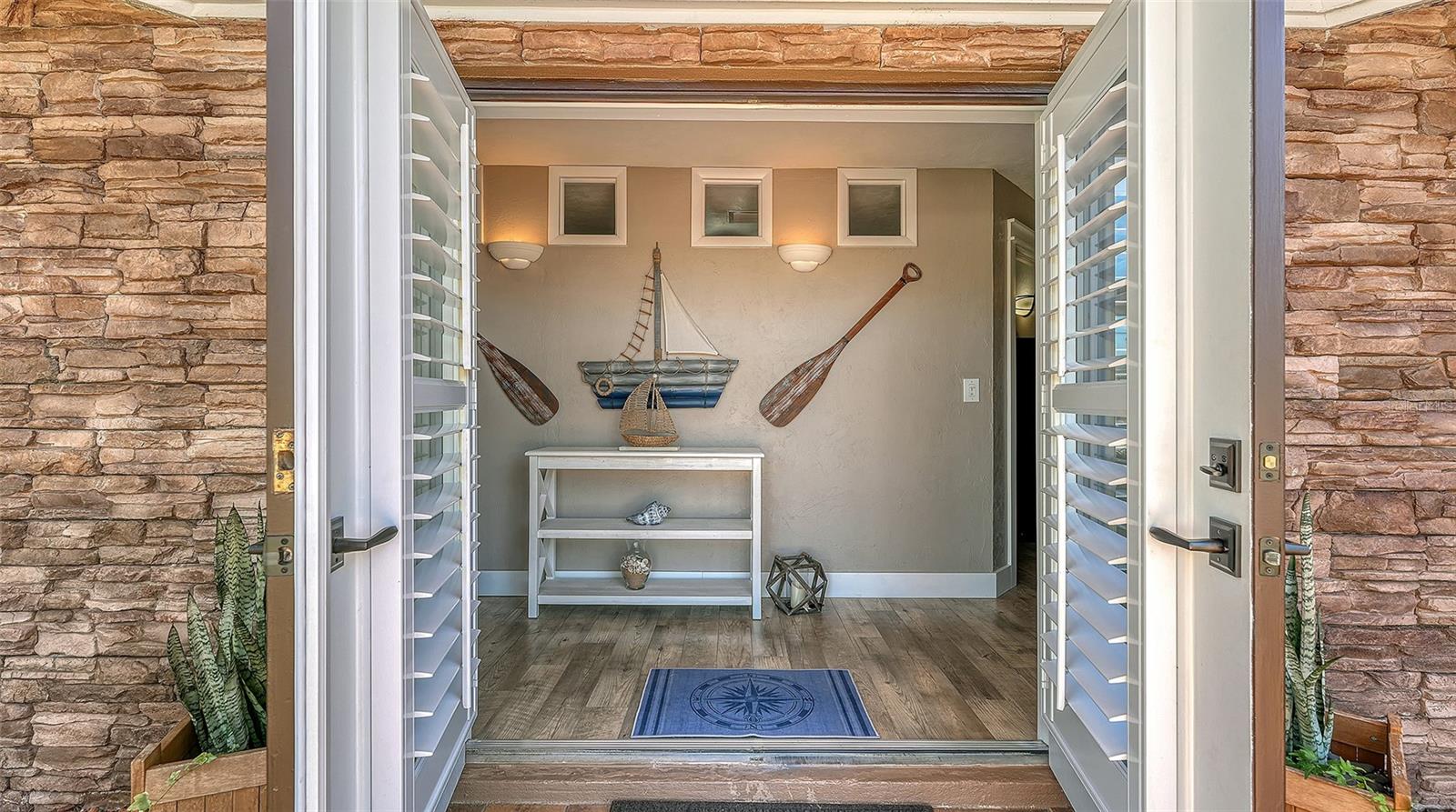 CORAL SHORES - Residential