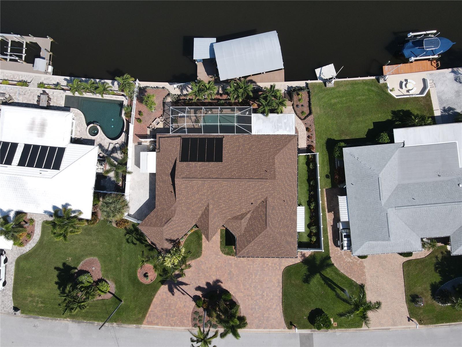 CORAL SHORES - Residential