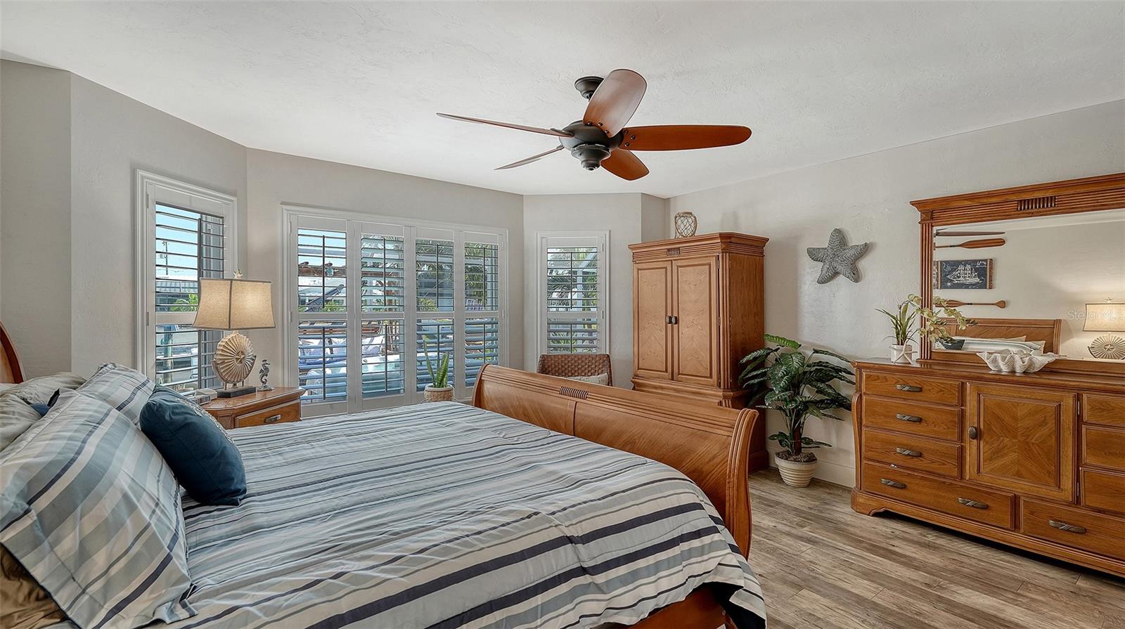 CORAL SHORES - Residential