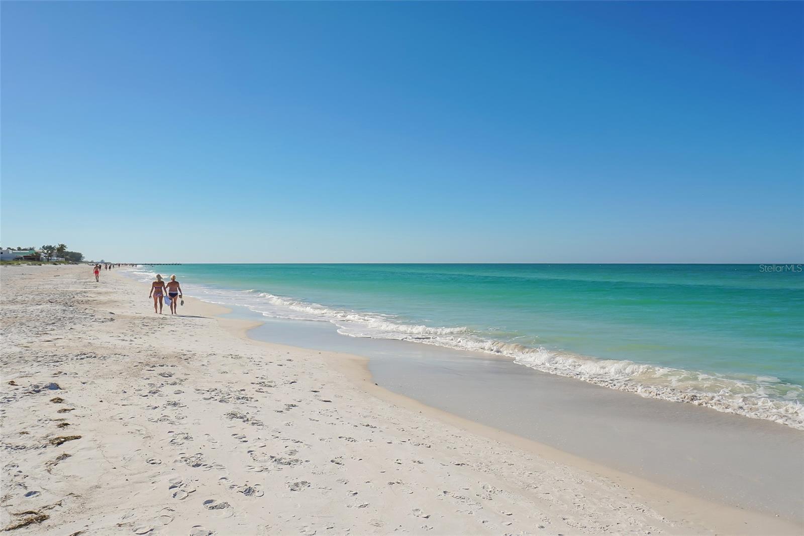 CORAL SHORES - Residential