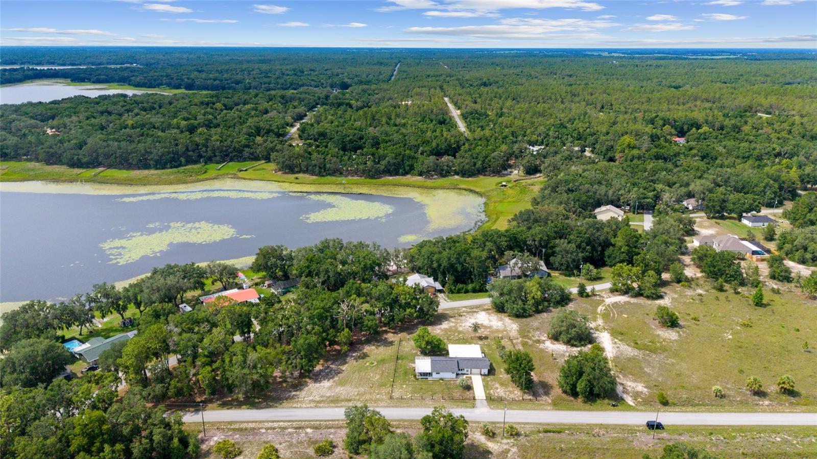 RAINBOW LAKES ESTATE - Residential