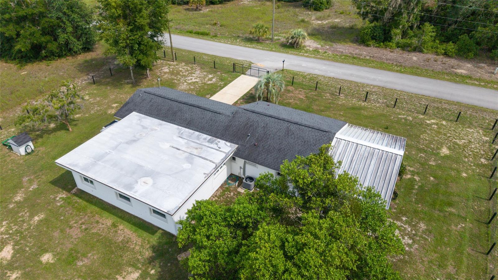 RAINBOW LAKES ESTATE - Residential