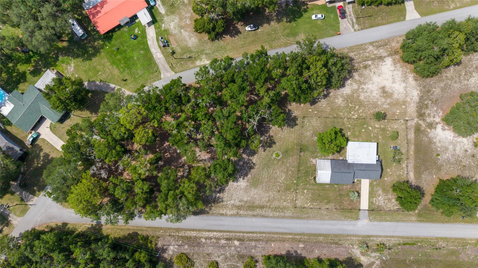 RAINBOW LAKES ESTATE - Residential