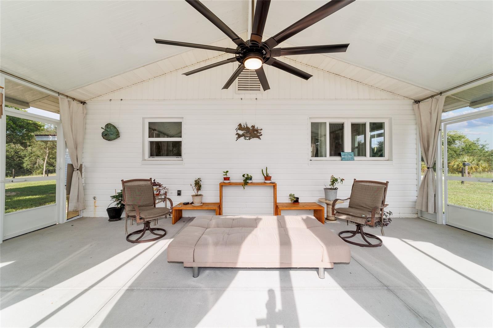 RAINBOW LAKES ESTATE - Residential