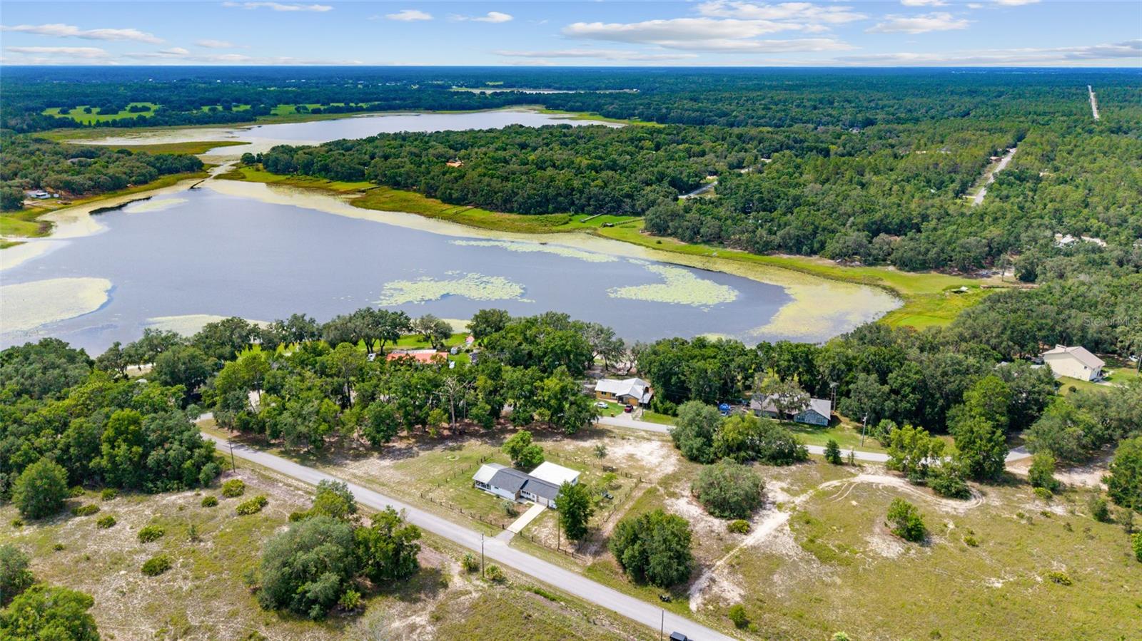 RAINBOW LAKES ESTATE - Residential