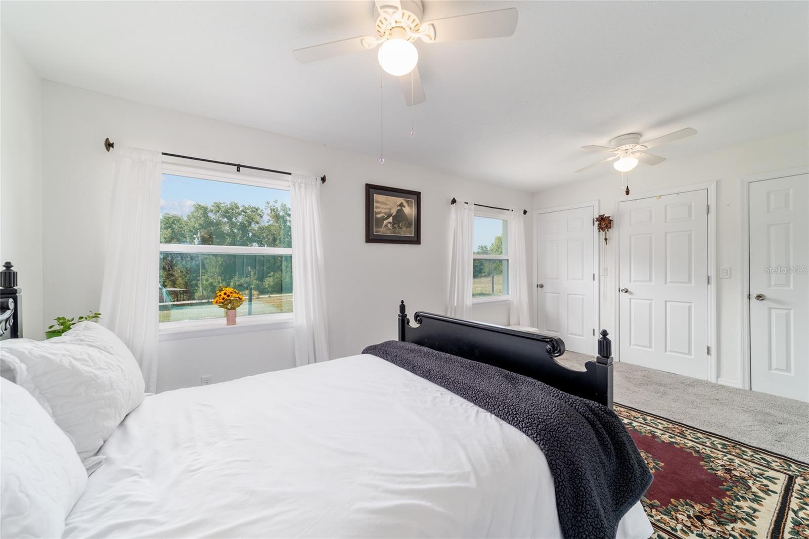 RAINBOW LAKES ESTATE - Residential