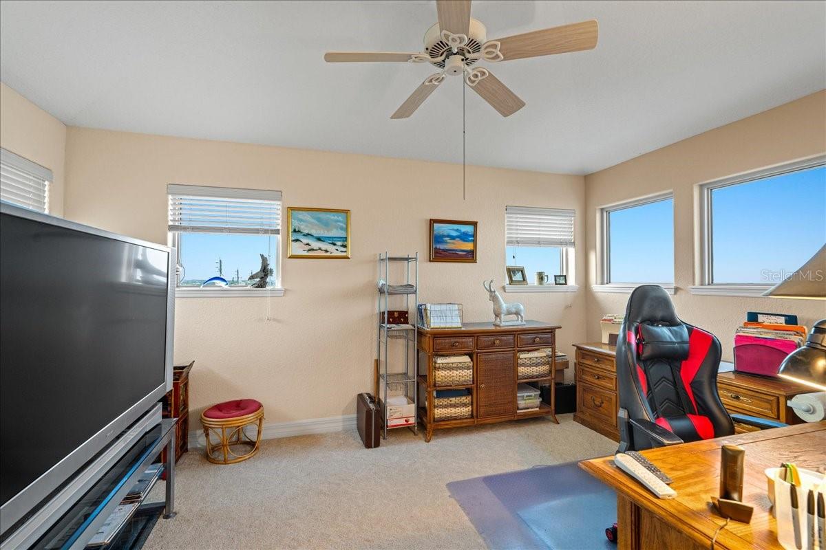 BEVERLY SHORES EAST - Residential