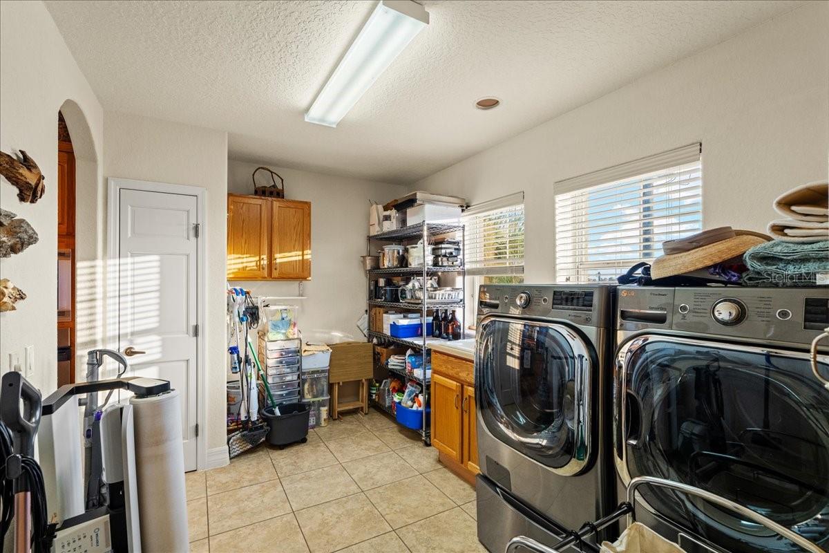 BEVERLY SHORES EAST - Residential