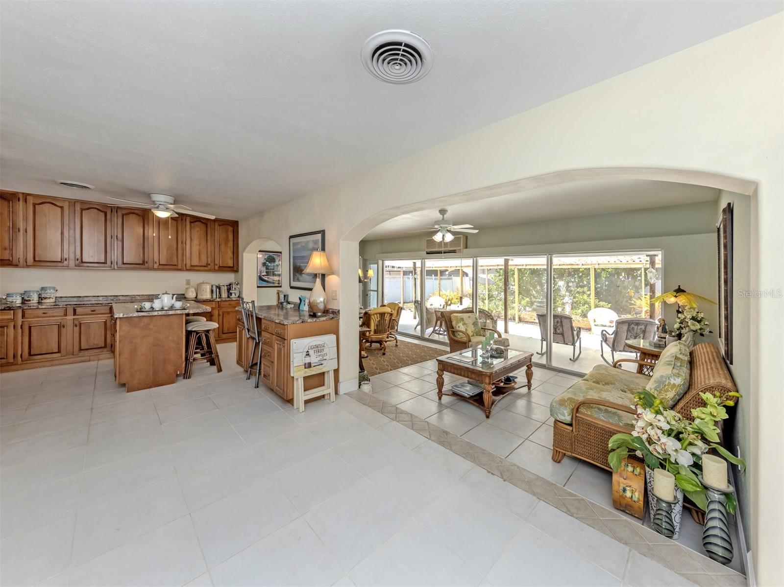 814 GUILD DRIVE