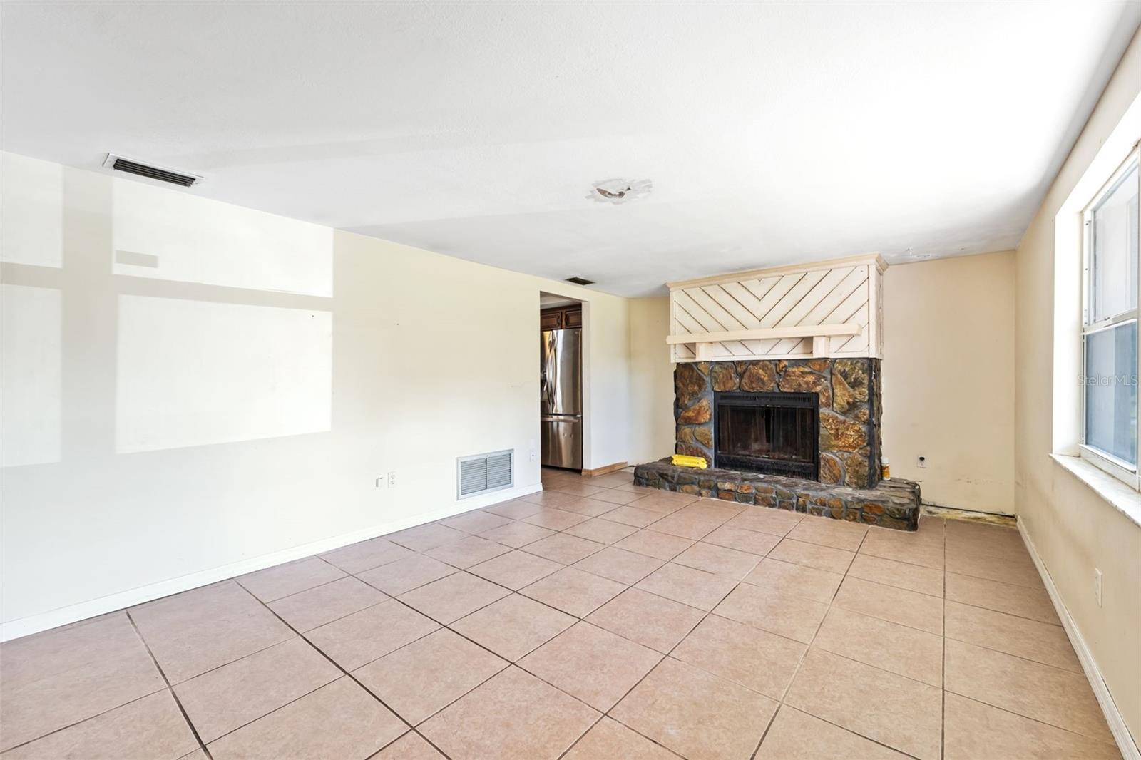 HIGHLANDS - Residential