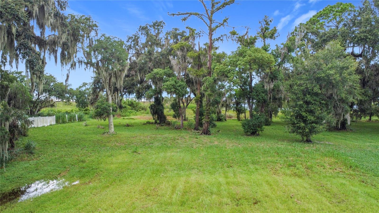 EAST LAKE RESERVE AT NARCOOSSEE UNIT 3 - Land