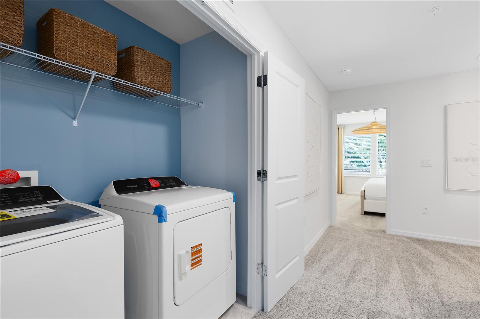 OVIEDO SQUARE - Residential