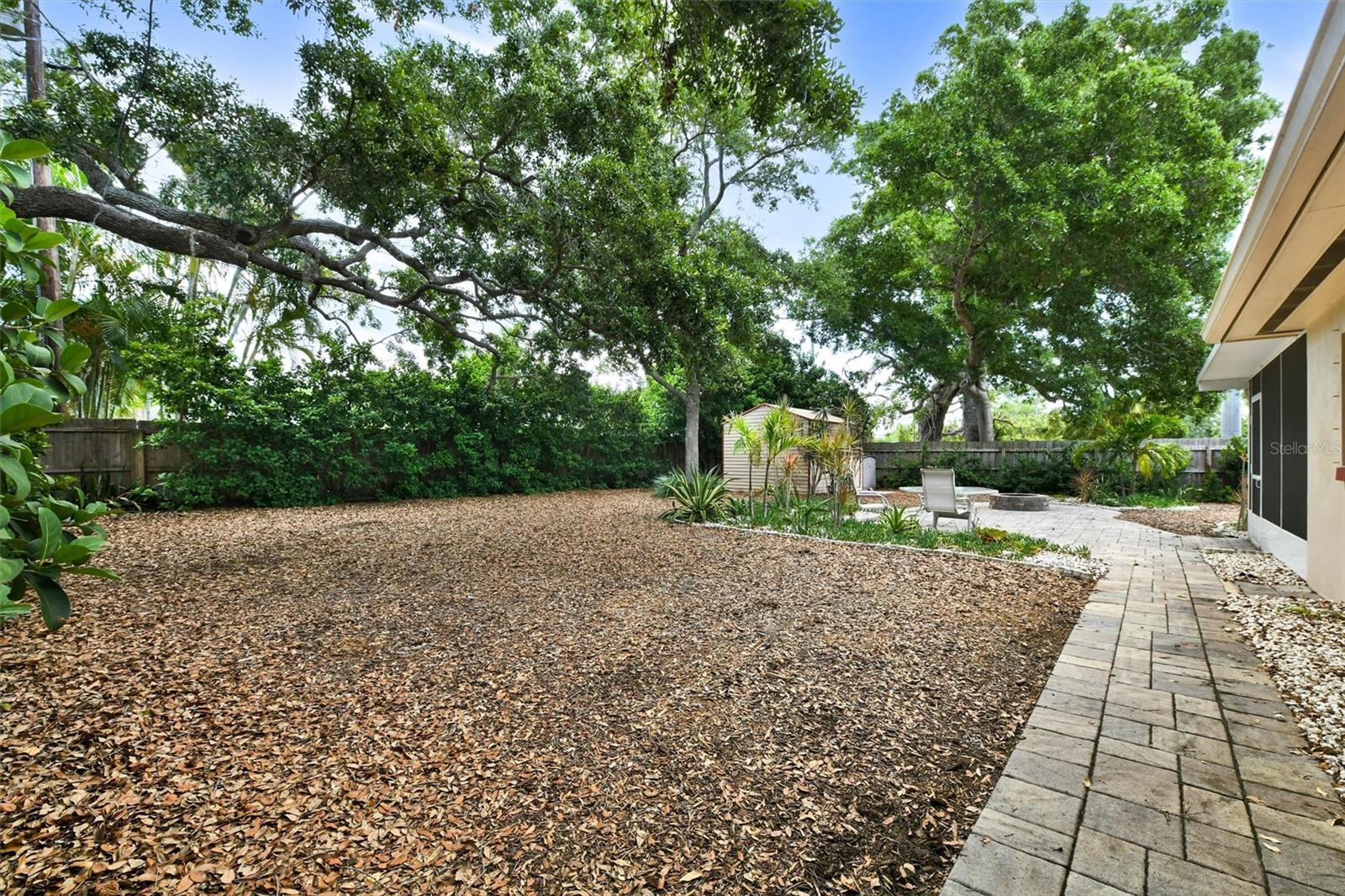 GROVE TERRACE - Residential