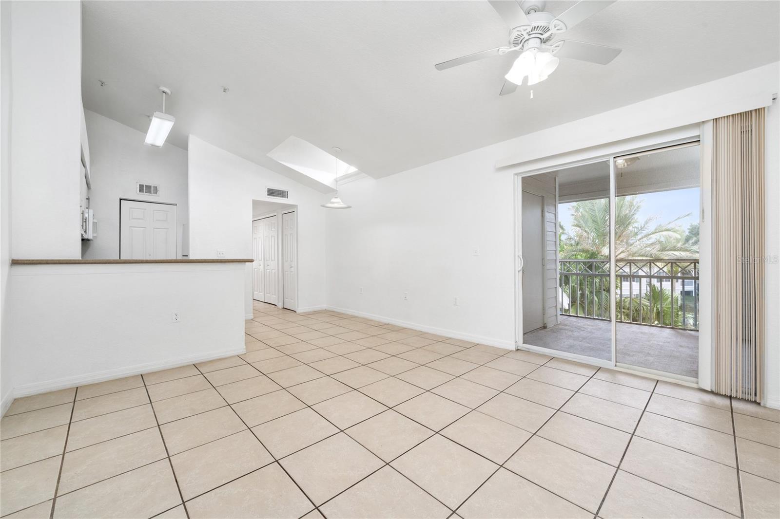 CHARLES TOWNE/PK CENTRAL CONDO - Residential