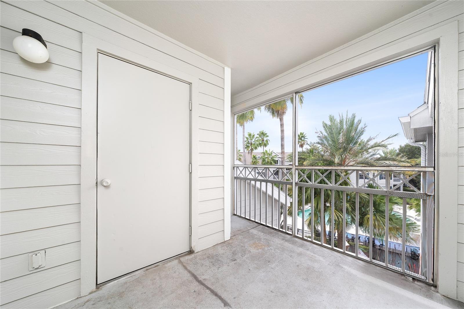 CHARLES TOWNE/PK CENTRAL CONDO - Residential