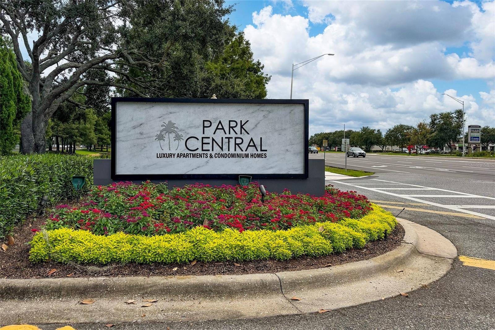 CHARLES TOWNE/PK CENTRAL CONDO - Residential